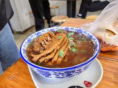 -叶新小吃店(来凤小区总店)