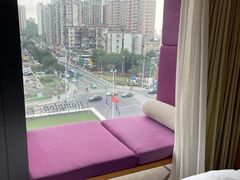 -珠海拱北口岸希尔顿欢朋酒店