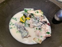 鲜潭蒸汽石锅江团鱼-鲜潭蒸汽石锅鱼(五道口购物中心店)