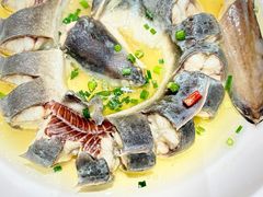 -新天明砂锅鱼头煲