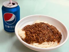 炸酱拌面-食惠里小笼包面馆(越秀店)