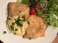 -Pancakes on the rocks(Darling Harbour)