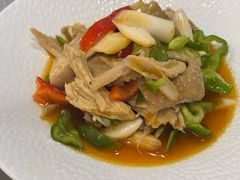 -汗腾格里·风味餐厅(新疆驻京办店)