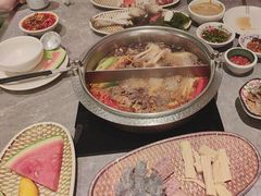 -一绪に寿喜烧(荟聚店)