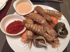 -东西风牛排馆周末烧烤自助(首都机场希尔顿店)