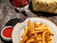 -LESCEDARS Brasserie Bistro香柏树