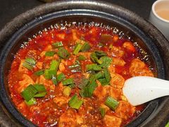 -万重锦·人文川菜馆(骡马市店)