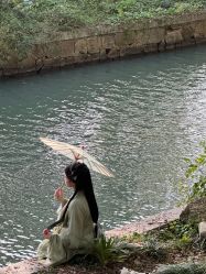 -一揽芳华汉服旗袍体验馆(拙政园店)