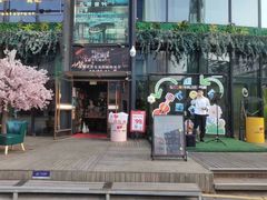 -临界音乐酒馆·小龙虾·江湖菜(华熙LIVE·鱼洞店)