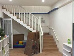 -百安居装修建材卖场(泰然店)