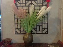 -愉肴麻辣香锅(中山路店)