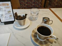 -La-Serene Café