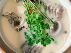 鱼头汤-宝荣鱼馆·临湖之宴(千岛湖店)