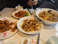 -乔家小院•非遗驴肉•本地小海鲜(滨河路店)