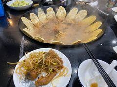 -柴火妞家的灶台·地锅鸡(殷富街殷巷店)