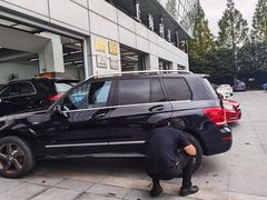 -奔驰上海利星(七宝店)