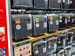 -优衣库(上海金桥国际商业广场店)