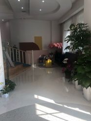 -新蝶变皮肤管理中心