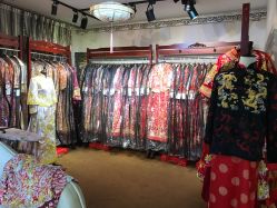 点击看大图 -LOVE SHINE婚纱·红鼎庄龙凤褂·妈妈装定制