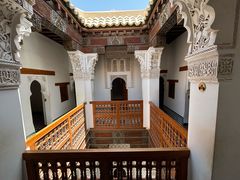-阿里·本·优素福神学院