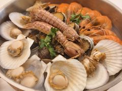 -品海楼·大连海胆锅贴馆(东港店)