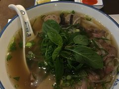 -美奈小馆·越南料理(中航城君尚购物中心店)