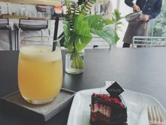 -UNI UNI(环亚凯瑟琳店)