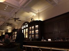 -LONG BAR 廊吧(外滩华尔道夫酒店)