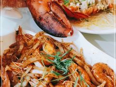 -覃记海鲜美食餐厅