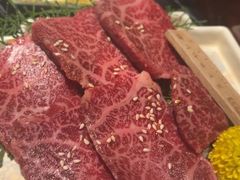 -山川小町·极番烧肉(新地假日广场店)