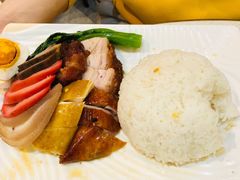 新发八宝饭-香港新发烧腊茶餐厅(书城店)