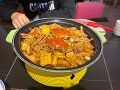 -多嘴超级肉蟹煲(中街恒隆故宫店)