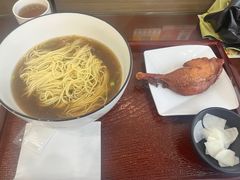 -百年老字号·观振兴蟹黄面·三虾面·苏式面(观前街富仁坊巷店)