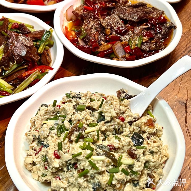 南昌！藏在居民楼烧菜馆！本地人带路才吃上！