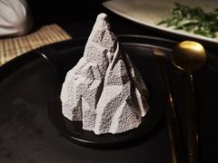 熔岩红茶火山-喜洲吧·江畔老船厂·庭院餐厅(喜临院店)