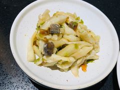 皮蛋茄子-老头儿油爆虾·知味杭州(爱琴海购物中心)