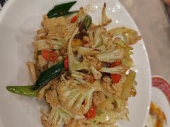 -乡村馕坑肉·烧烤·新疆菜·本地人更爱吃(阿勒泰首店)