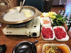 -天成·潮州牛肉脆肉鱼生蚝自助火锅