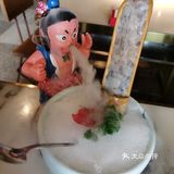 骨头煲不错，套餐也很划算，两个人吃很饱
