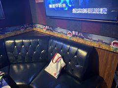 -唱吧麦颂KTV(松江五龙商业广场店)