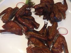 碳烤脆皮乳鸽-江南赋(内蒙古大厦店)