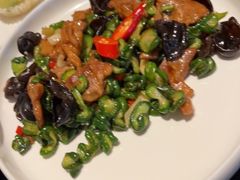 小脆瓜炒雪花猪肉-闽和南(深圳万象城店)