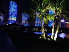 -万绿园