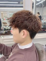 -尤司男士国潮理发馆