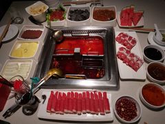 -海底捞火锅鲜切牛肉主题店(长寿路店)