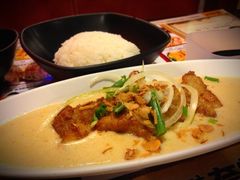 白咖喱猪扒饭-沙嗲王(加拿芬店)