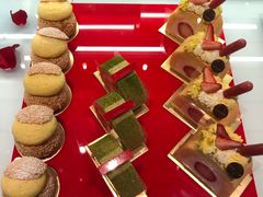 -Salon de The de Joel Robuchon(外滩18号店)