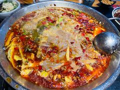 -小饕荟雅安贡椒鱼鲜馆(广福桥店)