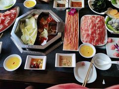 -鼎汇丰重庆老火锅(鞍顺园店)