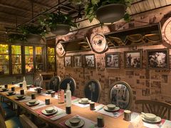 -胡桐里音乐酒馆(孝南店)